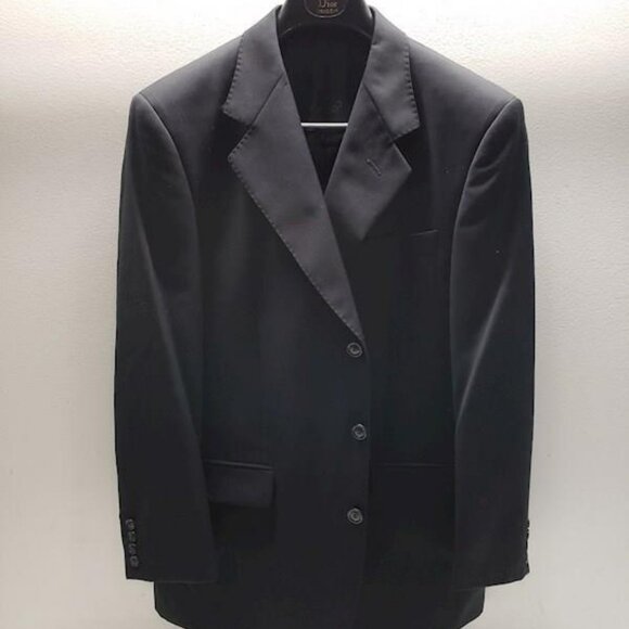 Men's Christian Dior Black Suit - Size 52